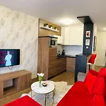 Apartman Downtown Presley Air-conditioned Rzeszów